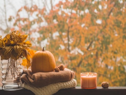 Was bringt der Herbst in Sachen Wohnen? Auf jeden Fall tolle Texturen, eine wundervolle Farbpalette und viel Gemütlichkeit.