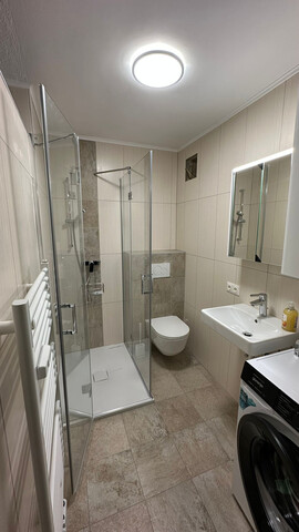 Möblierte 2-Zimmer Wohnung mit Balkon in Wattens