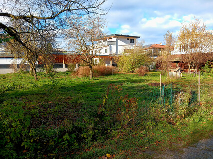 Provisionsfreier Privatverkauf: Sonnige Bauparzelle in bester Wohnlage von Rinn zu verkaufen