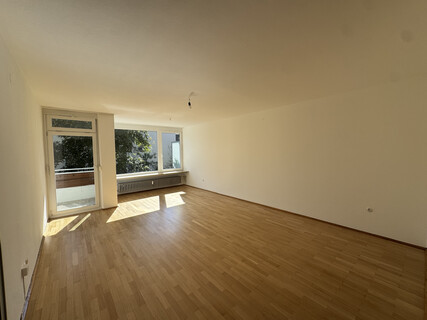 Großzügige 2-Zimmer-Wohnung mit Balkon in Hötting