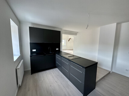 Erstbezug / Neu sanierte 4-Zimmer Wohnung mit Dachboden-Loft in Kufstein Zell