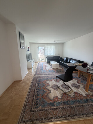 Perfekt gelegene Zentrum-3Zimmer Wohnung mit Tiefgarage und Keller – alles in unmittelbarer Nähe