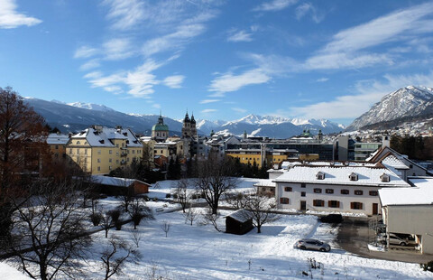 Dachgeschoss-Juwel im Saggen: 107 m2 Wohntraum mit Panoramablick