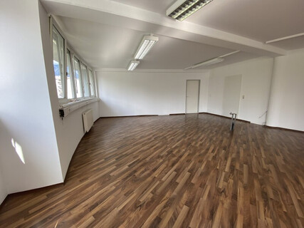 Top Büro/Praxis 43,85m² in Innsbruck, 1. Etage, Tiefgarage, Aufzug