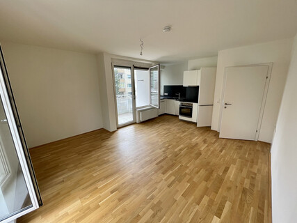 moderne 4-Zimmerwohnung / WG geeignet !