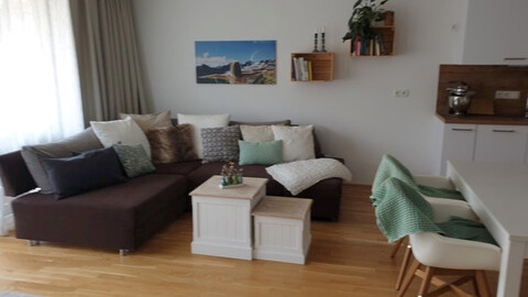 WUNDERSCHÖNE Wohnung in pefekterLage