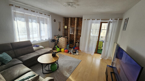 Stilvolle und lichtdurchflutete 3-Zimmer-Wohnung in ruhiger Lage in Wattens zu verkaufen!