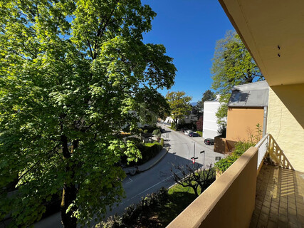 ZENTRAL UND RUHIG MIT TRAUMHAFTEM BALKON - INKL. TG-STELLPLATZ!