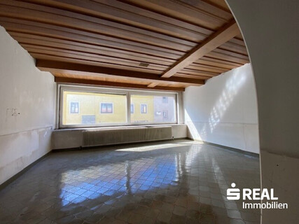 Attraktives Wohn- und Geschäftshaus im Zentrum von Steinach am Brenner