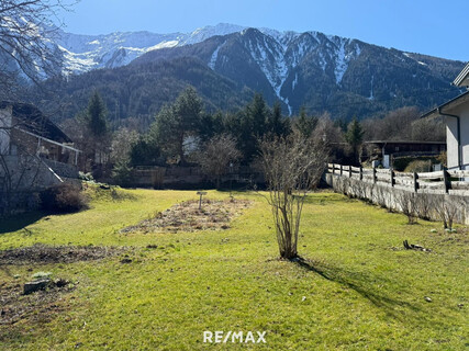 Platz für Ihre Wohnideen – attraktives Grundstück, auch für Doppelhaus geeignet