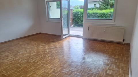 TELFS-SCHNÄPPCHEN: Sonnige 47m² Großgarconniere mit Terrasse, Keller und TGAAP!