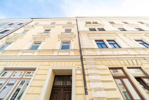 ALTBAU-CHIC *** Wohnung