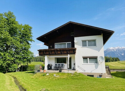 2,5 Zimmer-Haushälfte mit großem Garten & Terrasse in sonniger, ruhiger Lage