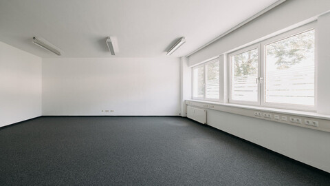 Zirl: Helles EG-Büro in guter Lage – 55 m²