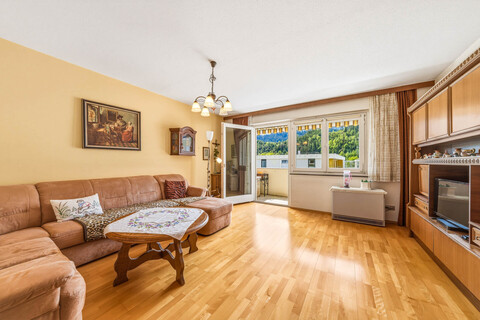 Ihr neues Zuhause in Völs! Gut geschnittene drei Zimmer Wohnung mit sonniger Loggia & KFZ-Stellplatz