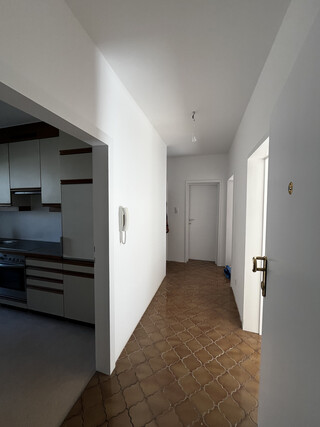 Helle 3 Zimmer Wohnung in zentraler Lage