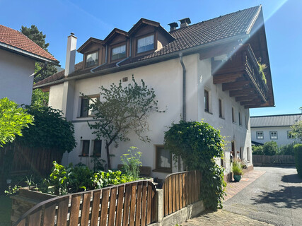 Mehrgenerationenhaus im Zentrum von Haiming – Top-Zustand & sofort bezugsbereit