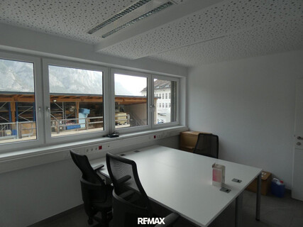 Neuwertiges und barrierefrei erreichbares Einzelbüro im Gewerbegebiet Kematen zu mieten