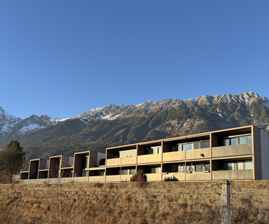 Sonnige 2-Zimmer-Wohnung mit großzügigem Südbalkon und Panoramablick in Arzl