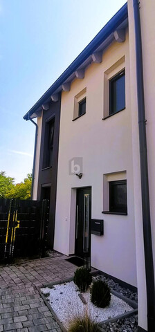 SMARTES FAMILY HOME MIT HIGH-TECH