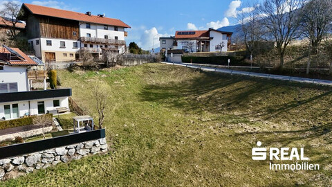 Grundstück in Vill mit traumhafter Aussicht