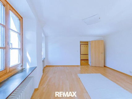 Hervorragende 2-Zimmer-Wohnung in historischem Haus im Zentrum von Hall!