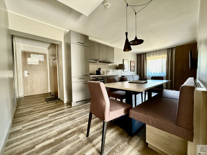LakeSide Apartments Seefeld – Exklusiver Wohnkomfort am See mit Panorama-Balkon