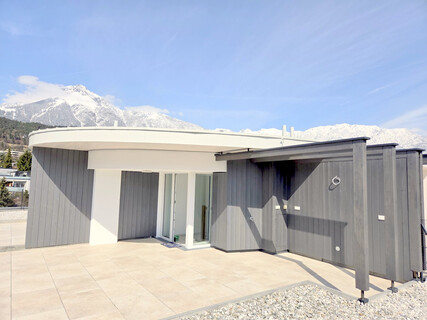 Wunderschöne 2-Zimmer-Dachgeschosswohnung mit Terrasse und Dachgarten