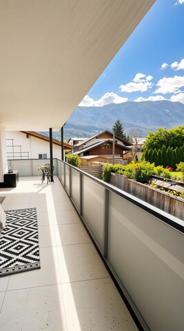 Haustiere willkommen: Dachgeschoss: Neubauwohnung samt 2 AAPL und großer Terrasse