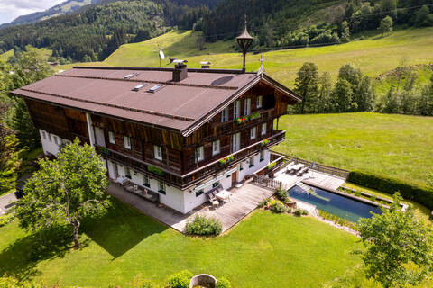 Traditionelles Bauernhaus in exklusiver Neuinterpretation in Jochberg bei Kitzbühel