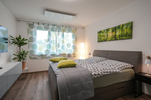 Einziehen & Wohlfühlen. Sanierte 3,5-Zimmerwohnung mit Alpenpanorama