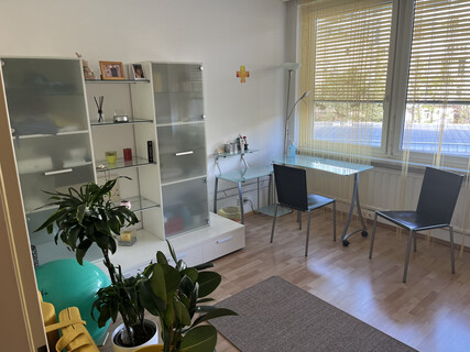 Behandlungsraum/Büro