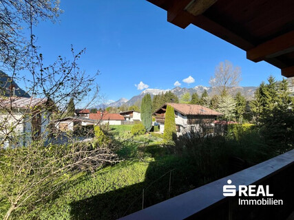 Gepflegte ca. 65 m² Wohnung in Radfeld mit Balkonen und 2 Stellplätzen