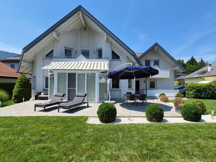Top-Glegenheit ! Modernes großzügiges Traumhaus nähe Mondsee.