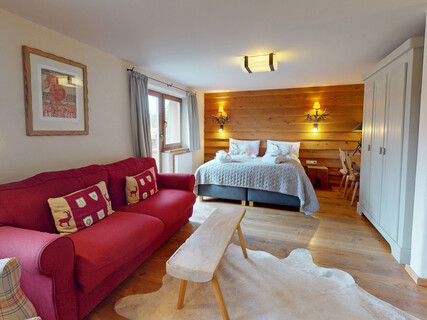 Vier Hotel-Apartments für touristische Nutzung mit in-house Innenpool, Wellness und Fitness