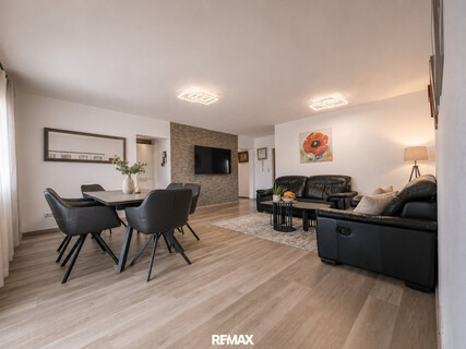 Modern wohnen in Telfs: 4-Zimmer-Wohnung mit sonnigem Balkon & Duplexgarage