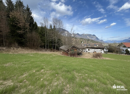 Großzügiges leistbares Baugrundstück 1145 m² in Angath, Tirol (Teilung vom Grundstück ist möglich)