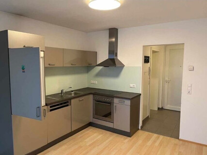 Moderne Garconniere mit Terrasse und Kfz-Abstellplatz in Axams
