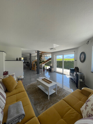 Einfamilienhaus mit Bergblick – hell, großzügig, komfortabel