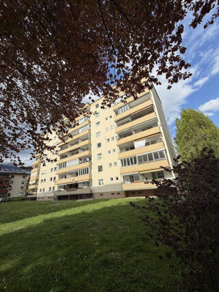 WATTENS - Sonnige 3 Zi.-Wohnung mit 2 Balkone zu einem sehr guten Preis-Leistungsverhältnis zum Verkauf