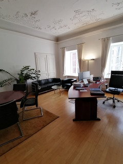 Stil-Altbaubüro, wünderschön und techn. up to date