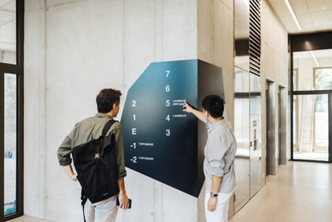 ACHT ZWEI VIER – Coworking in Entwicklung