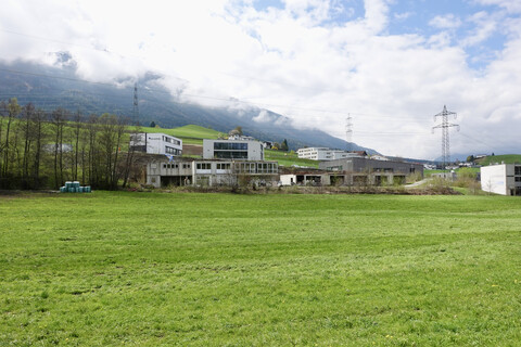 Großflächige Gewerbeimmobilie I Attraktives Anlageobjekt