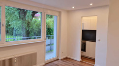 IBK: UNI-Nähe: Komplett neu sanierte Garconniere mit Balkon und Kellerabteil!