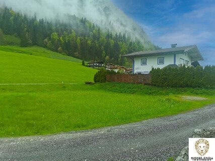 Wunderschönes Baugrundstück in Sonnenlage von St. Ulrich am Pillersee