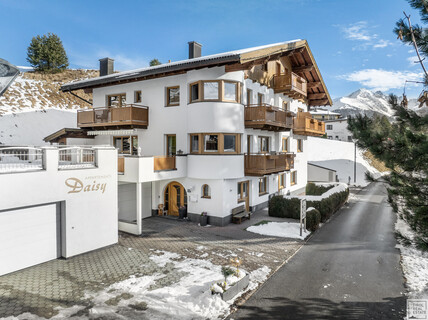 RESERVIERT!!! Exklusives Refugium in bester Traumlage von Serfaus – Investment & Lebensqualität auf höchstem Niveau