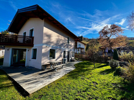 TRAUM VOM EIGENHEIM MIT GROßEM GARTEN UND VIEL RUHE IN EMBACH!