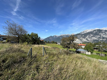sonniger und idyllischer Baugrund in Grinzens