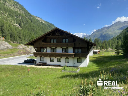 Touristisch gewidmetes Wohn- und Gästehaus in unmittelbarer Nähe zur Hochgurglbahn