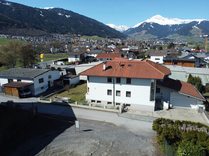 Sonniges Baugrundstück in Birgitz, 750m²